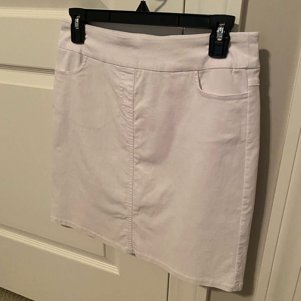 Slimsation 19” Skort in White